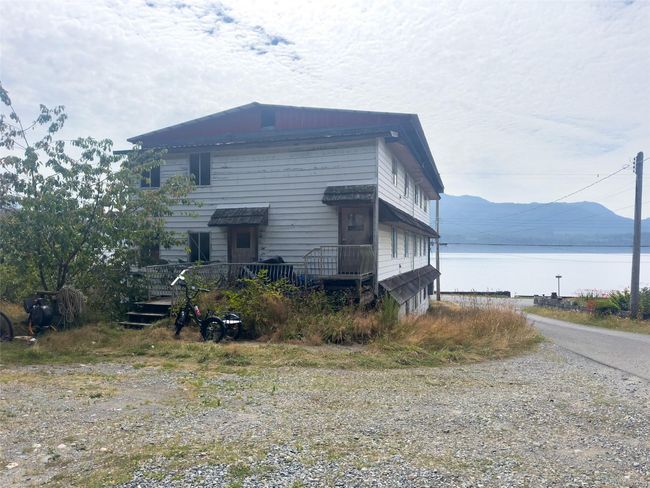 601 Fir St, Home with 12 bedrooms, 6 bathrooms and 6 parking in Alert Bay BC | Image 5