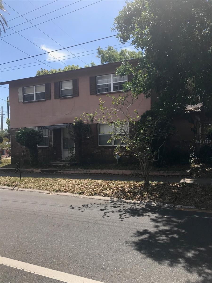 17th Ave, Tampa, FL 33605