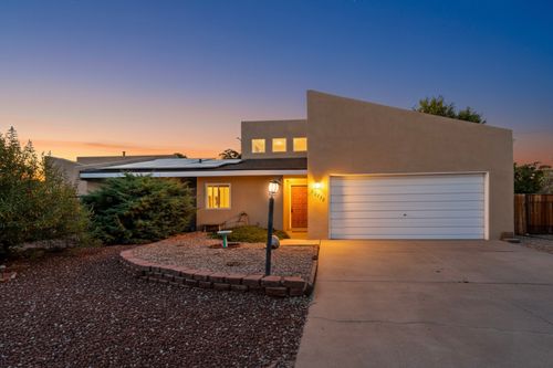2911 Links Ln Se, Rio Rancho, NM, 87124-2228 | Card Image