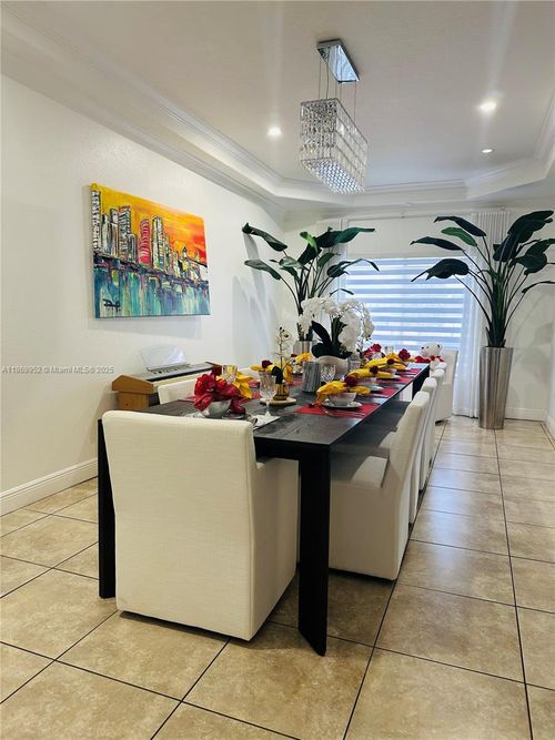 6040 Sw 97th Ave, Miami, FL, 33173-1454 | Card Image