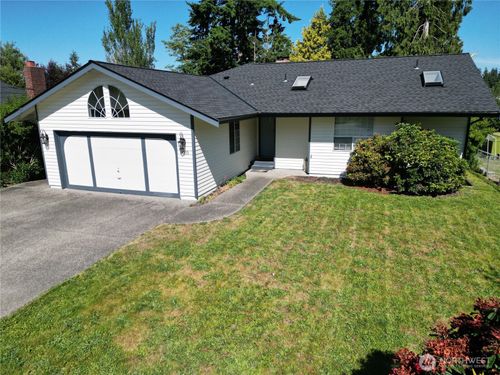 ab-6015 Dexter Ave, Everett, WA, 98203-3715 | Card Image