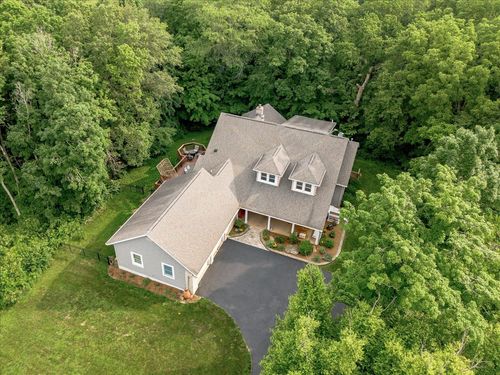 2 Timber Ridge Ln, Mansfield, IL, 61854-6957 | Card Image