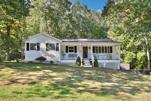 9 Brady Ave, Derry, NH, 03038-4202 | Card Image