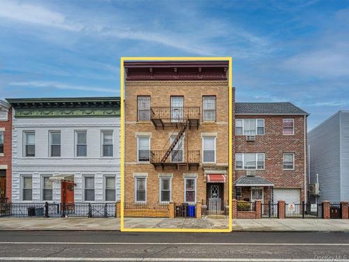 31-72 44th Street, New York, NY, 11103 | Card Image