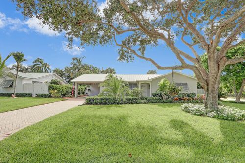 350 Venus Avenue, Tequesta, FL, 33469 | Card Image