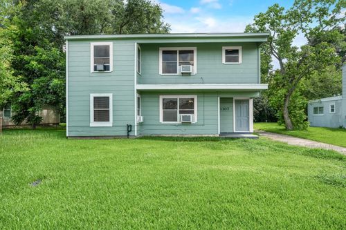1107 3rd Ave N, Texas City, TX, 77590-7520 | Card Image