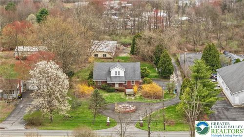 2115 W Main St, Stroudsburg, PA, 18360-7212 | Card Image