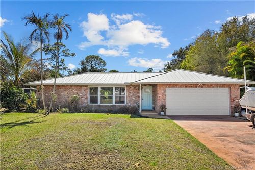 803 Nw Spruce Ridge Dr, Stuart, FL, 34994-9542 | Card Image