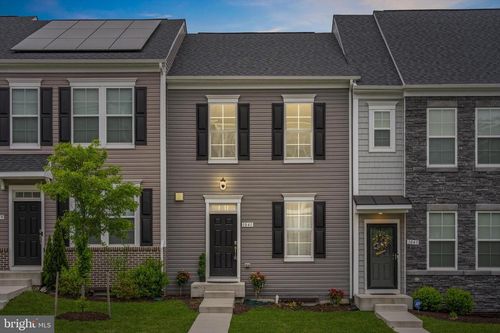 1041 Flester Ln, LAUREL, MD, 20707-6512 | Card Image