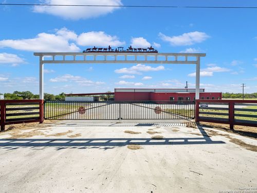 6411 E Us Highway 90, Knippa, TX, 78870 | Card Image