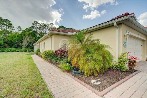 15216 Ligustrum Ln, ALVA, FL, 33920-4669 | Card Image