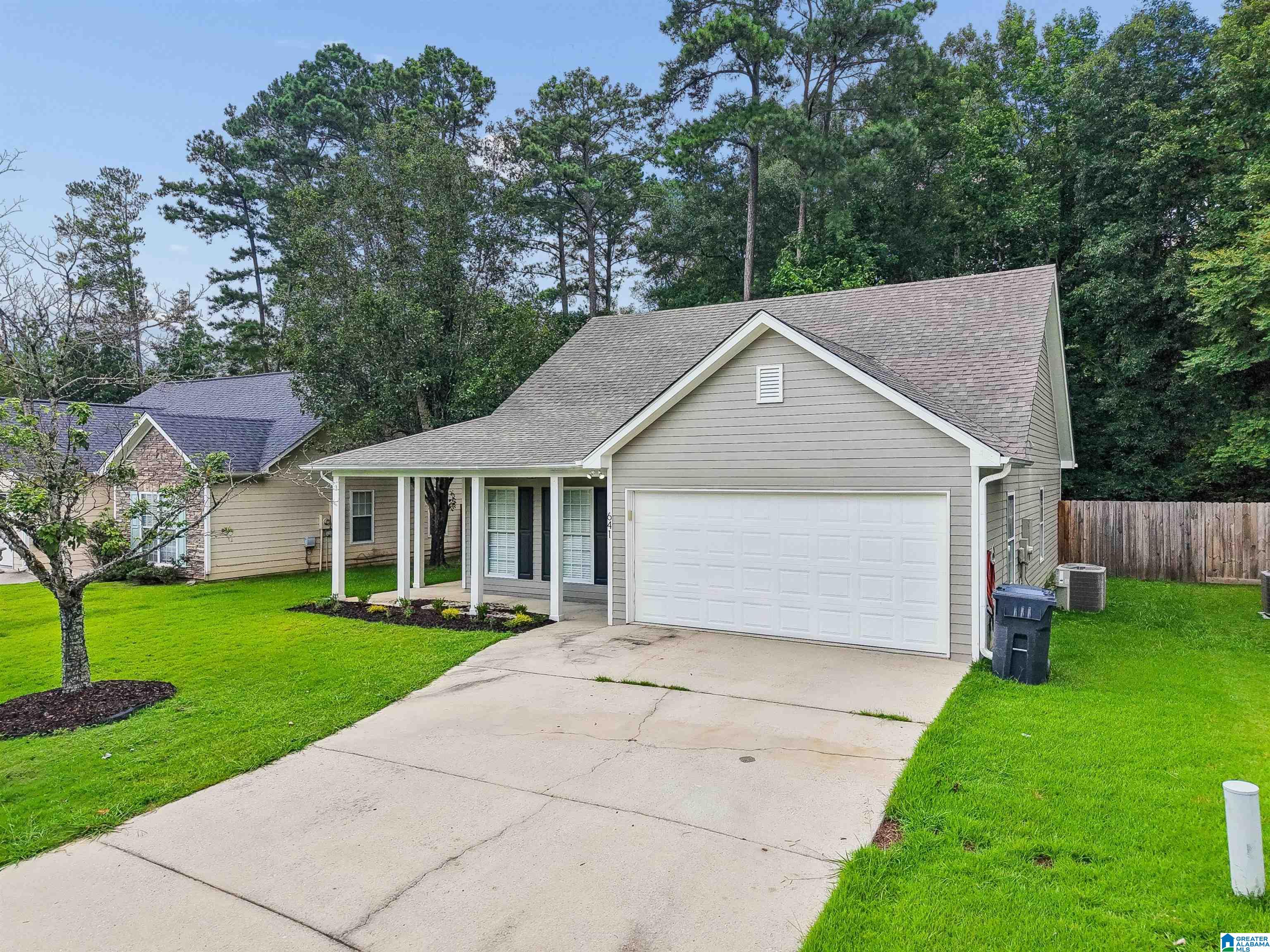 Residential in CALERA