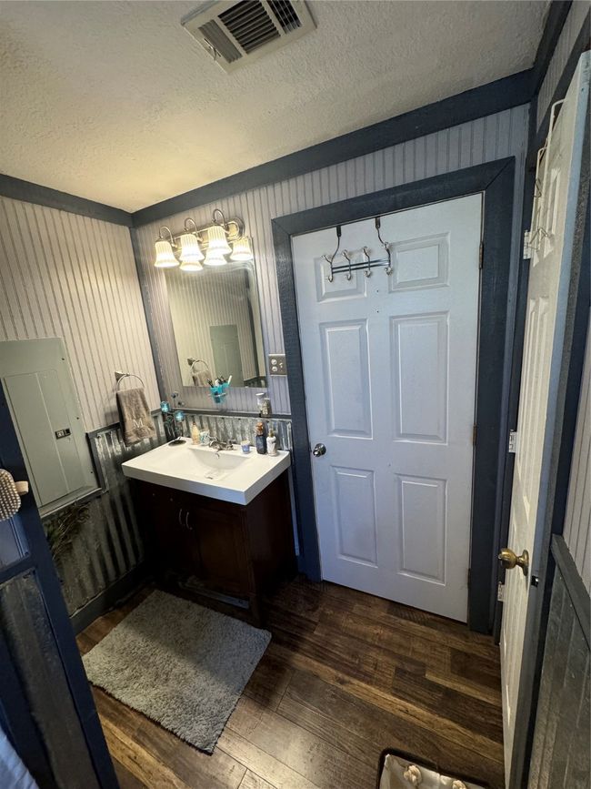1891 Fm 2029, Home with 4 bedrooms, 4 bathrooms and null parking in Telephone TX | Image 15