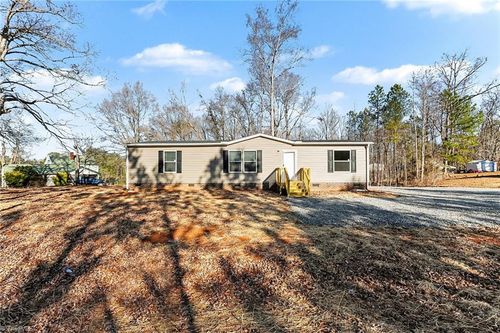 172 Lester Dr, Lexington, NC, 27292-5089 | Card Image