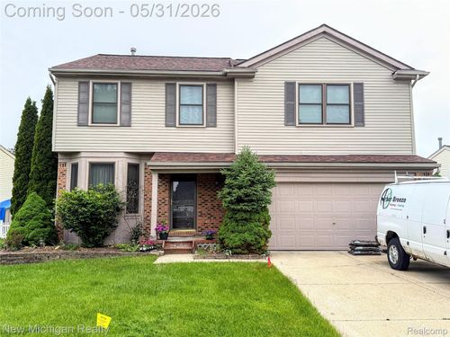 7442 Spy Glass Ln, Ypsilanti, MI, 48197-6422 | Card Image