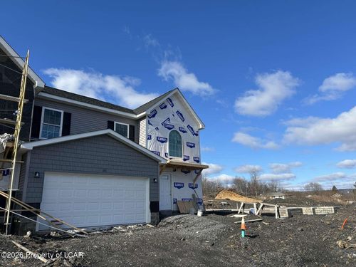 370 Colonels Road, Wilkes Barre, PA, 18706 | Card Image