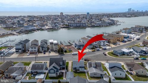 421 W Shore Dr, Brigantine, NJ, 08203-2419 | Card Image