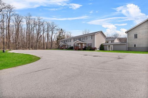 5-1-18 Willow Way, Rhinebeck, NY, 12572 | Card Image