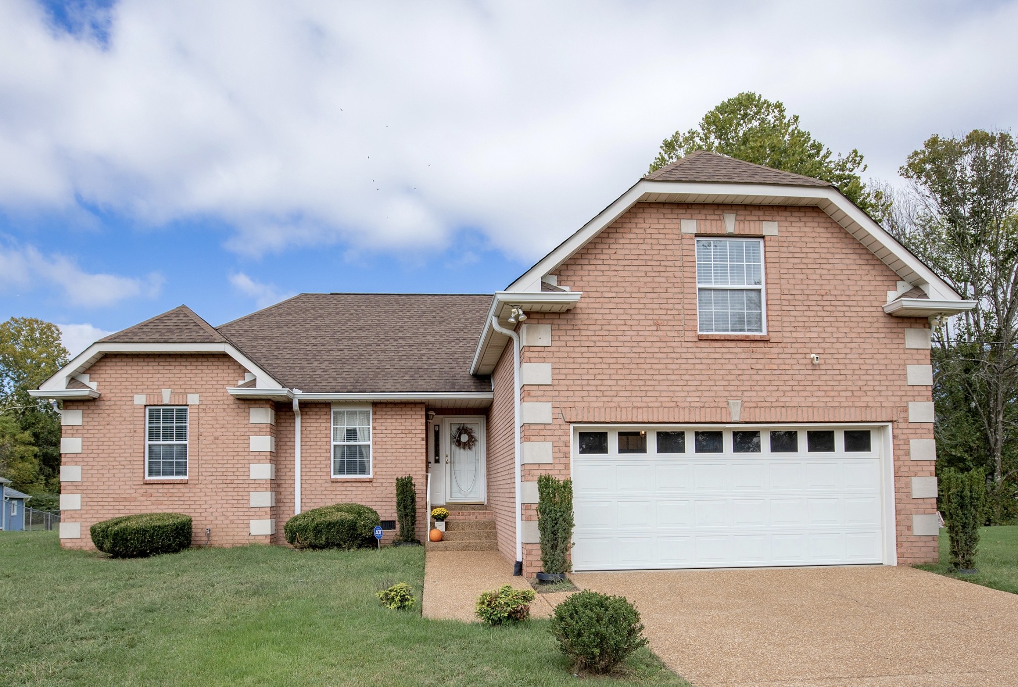 Queens Lane Ct, Nashville, TN 37218