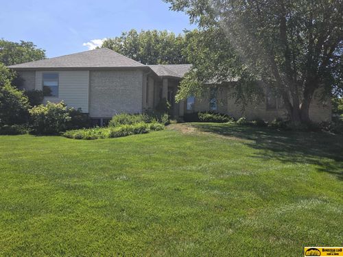 1905 Country Meadows Pl, Beatrice, NE, 68310-5346 | Card Image