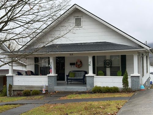 515 Poplar St, Ravenna, KY, 40472-1343 | Card Image