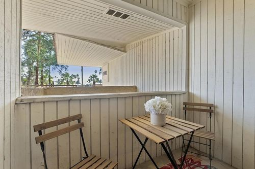 unit-a207-2810 N Arcadia Ct, Palm Springs, CA, 92262-8605 | Card Image