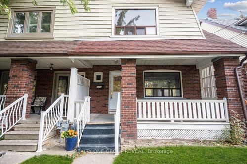 upper-89 Strathmore Blvd, Toronto, ON, M4J1P3 | Card Image