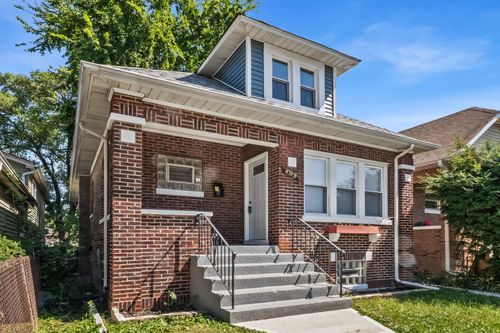 8915 S Racine Ave, Chicago, IL, 60620-3428 | Card Image