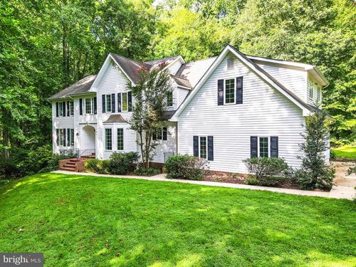 5248 Ferry Branch Ln, Lothian, MD, 20711-2810 | Card Image