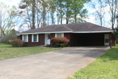 206 E Meadowbrook Dr, Brookhaven, MS, 39601-4403 | Card Image