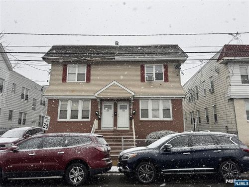 125 Western Pkwy, Irvington, NJ, 07111-2629 | Card Image