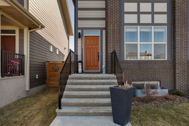 1009 Mahogany Boulevard Se, Home with 3 bedrooms, 3 bathrooms and 2 parking in Calgary AB | Image 44