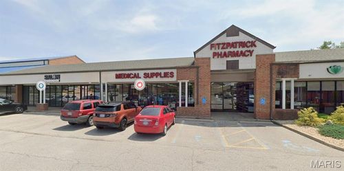 15394 Manchester Rd, Ellisville, MO, 63011-3052 | Card Image