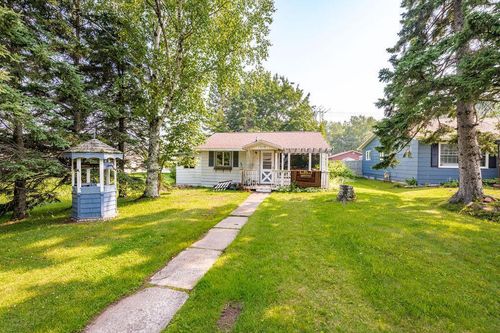 1910 9th Ave, Two Harbors, MN, 55616-1138 | Card Image