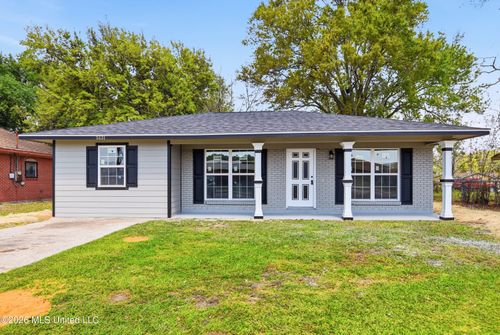 5131 Jefferson Ave, Moss Point, MS, 39563-6241 | Card Image