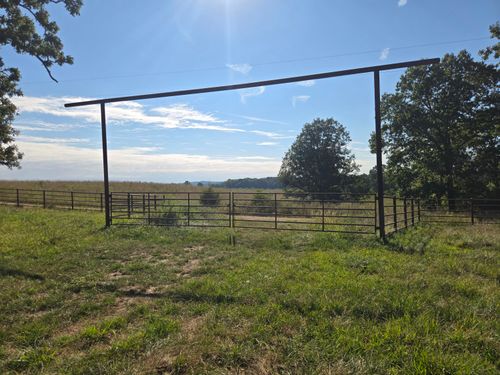 000 County Line Rd, Mountain Grove, MO, 65711 | Card Image