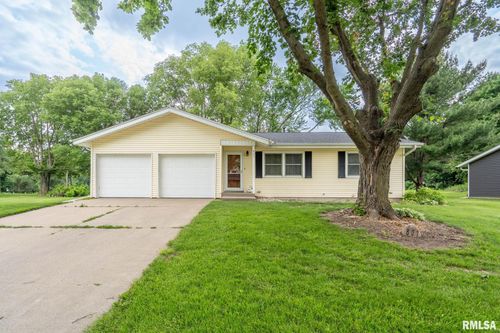 807 18th St, Port Byron, IL, 61275-9447 | Card Image