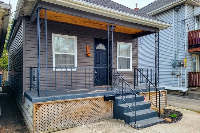 18 Ellis Ave, House other with 2 bedrooms, 2 bathrooms and 1 parking in Hamilton ON | Image 8