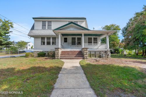 22 Mercer Ave, Port Monmouth, NJ, 07758-1138 | Card Image