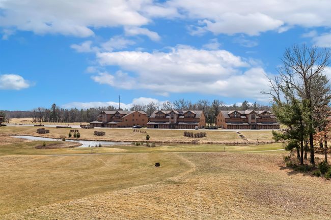 1207 - 2015-7 Czech Court, Condo with 3 bedrooms, 2 bathrooms and null parking in STRONGS PRAIRIE WI | Image 25