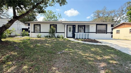 7017 Baywood Dr, TAMPA, FL, 33637-6463 | Card Image