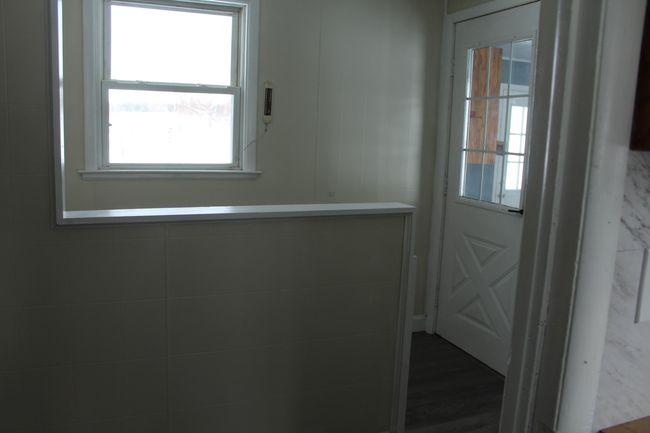 entry way (again) | Image 30