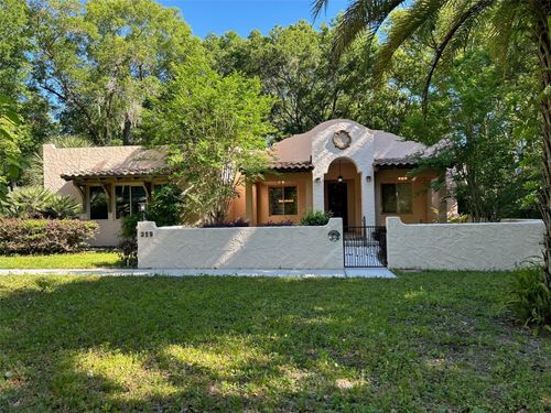 250 Garden St, Lake Helen, FL, 32744-2904 | Card Image