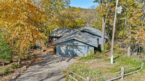 18 Worstead Ln, Bella Vista, AR, 72715-6912 | Card Image