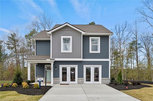 300 Mizzen Way, Elizabeth City, NC, 27909-6675 | Card Image