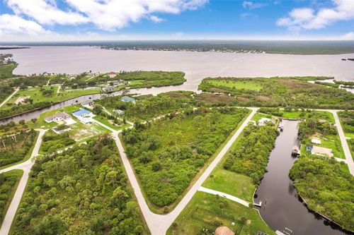 12518 Eisenhower Dr, Port Charlotte, FL, 33953 | Card Image