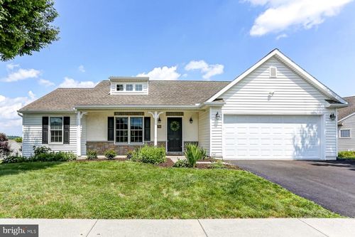 758 Heather Rdg, MANHEIM, PA, 17545-8551 | Card Image