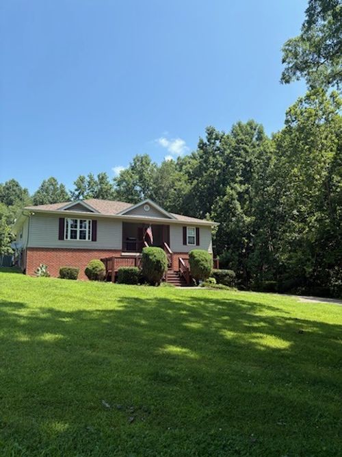 1134 Pee Dee Branch Rd, Cottontown, TN, 37048-5119 | Card Image