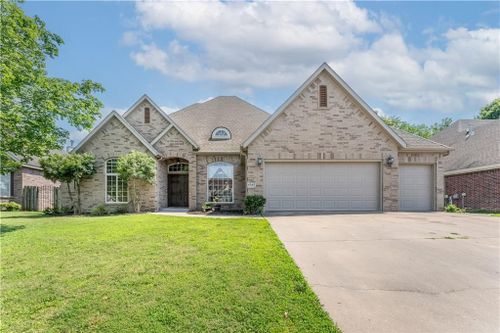 4347 E Oakmont Dr, Fayetteville, AR, 72701-7786 | Card Image