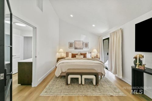 459 S Walnut St, Boise, ID, 83712-8350 | Card Image